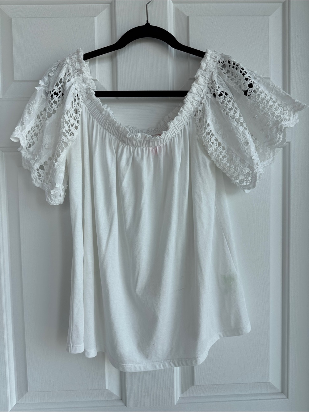 Lilly Pulitzer White Off-Shoulder Eyelet Sleeve Blouse